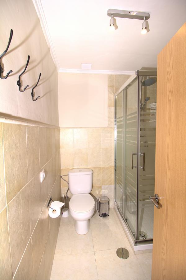 Room With Private Bathroom And Balcony Nearby The Mercado Central, Center And Beach Alicante Exterior photo
